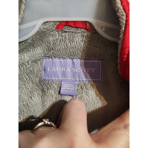 Laura Scott Quilted Vest Red Grey Faux Fur Lining sz Large Pockets - Picture 8 of 9